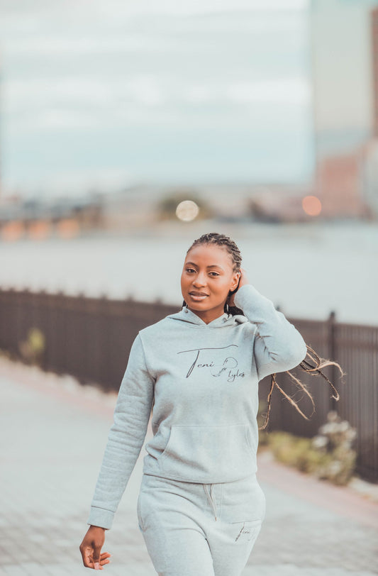 Teni's Styles Hoodie~ Grey
