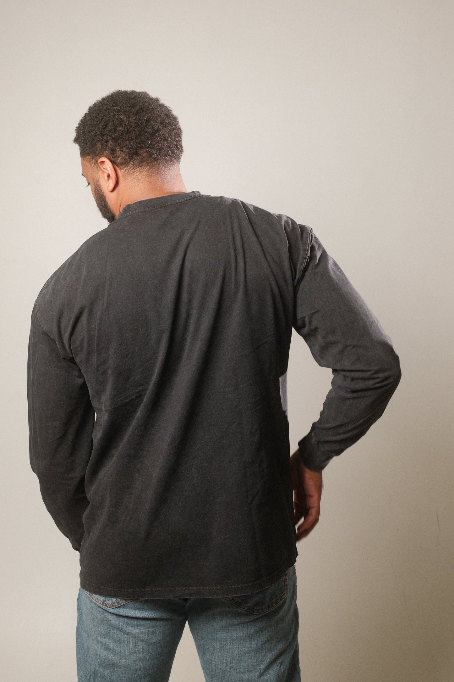 Teni's Ash Black Long Sleeve (Men)