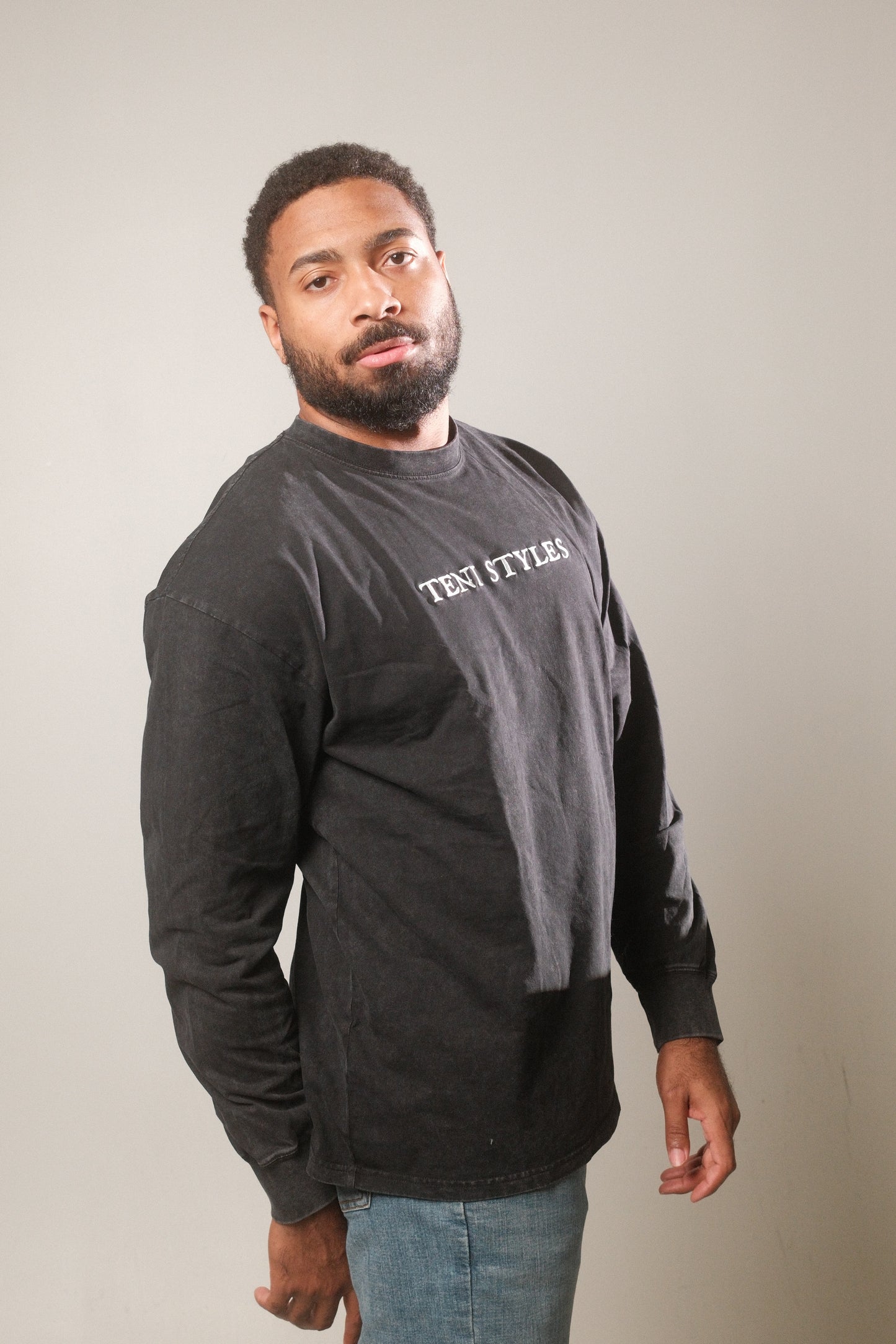 Teni's Ash Black Long Sleeve (Men)