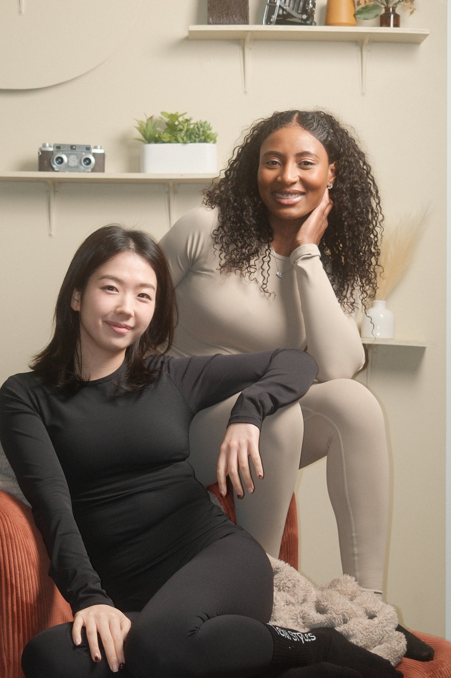 Women Fitness Set (top & bottom)- BLACK